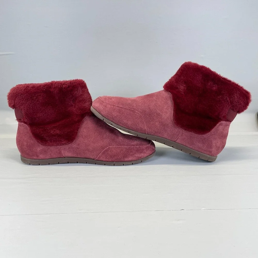 Vionic Maizie Ankle Boots Womens Size 7.5 Red Suede Faux Fur Pull On Shoes